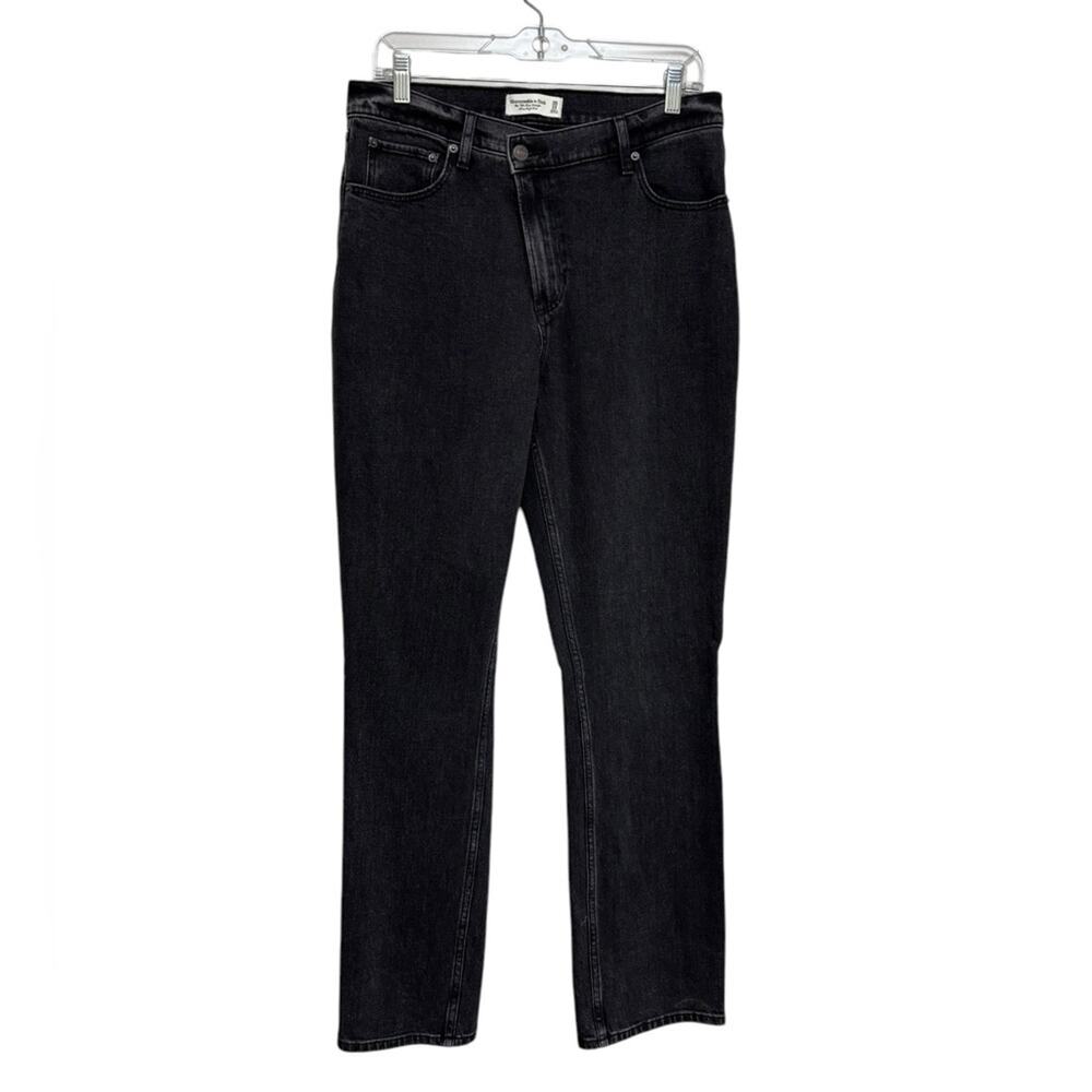 Abercrombie The 90s Slim Straight Ultra High Rise Jeans in Black - Size 10/30